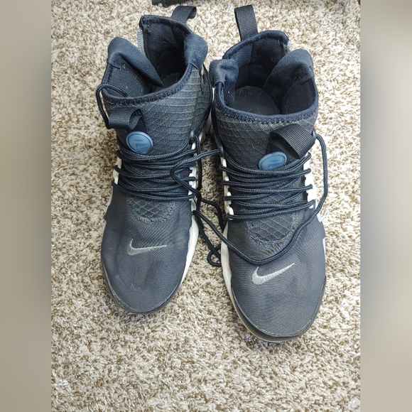Nike Air Presto Mid Utility Black And White Hi-Top Sneaker Shoes Size 9 - Picture 2 of 8